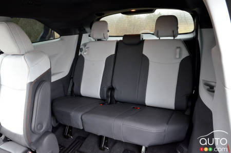 Toyota Sienna, troisième rangée